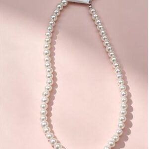 Lightning Pearl Necklace - Image 1