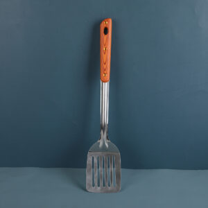 Golden three holes spatula - Image 1
