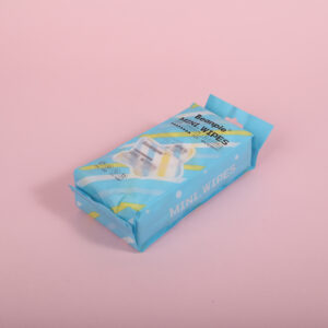 Mini 8-Pack Foreign Language Blue Wet Wipes 64pcs - Image 2