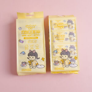 Little Girl Mini 8-Pack Wet Wipes 8pcs-0337 - Image 1