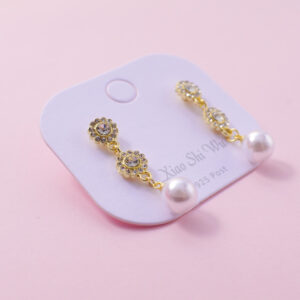 Floral Shimmer Pearl Earrings - Image 2