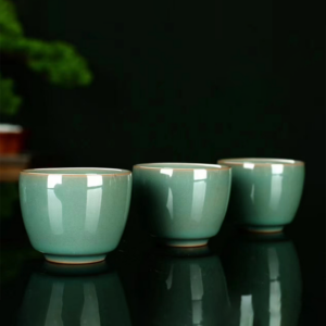 Gong kiln green straight mouth tea cup 50ml - Image 1