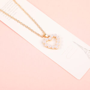 Heart Pearl Fashion Necklace - Image 3