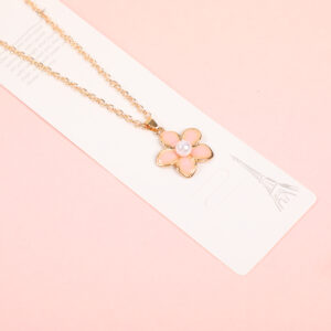 Flower Pearl Fashion Necklace - Image 3