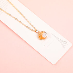 Shell Pearl Fashion Necklace - Image 3
