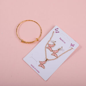 Lifelike Design Necklace, Stud Earrings and Bracelet Set - Image 1