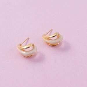 Oval Fashion Earrings - Image 2