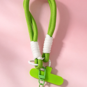 Green Star Pendant Keychain - Image 1