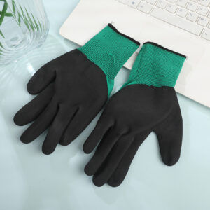 38g Green & Black Foam Gloves - A-3113 - Image 3
