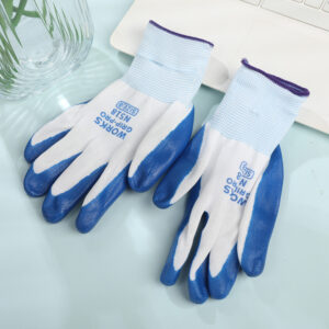 32g White & Blue Nitrile Gloves - A-3112 - Image 2