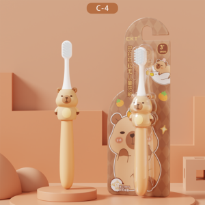 Bear soft children's toothbrush C-4 - Image 1