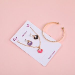 Colorful Shell Pearl Necklace, Earrings and Bracelet Set - Image 3