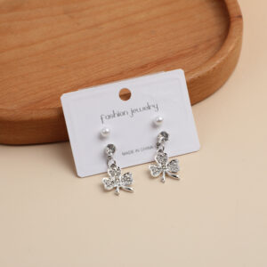 Pearl and diamond earrings (two pairs)-16 - Image 1