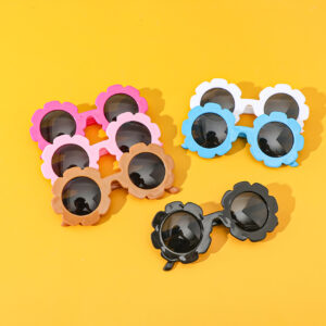 Flower children's sunglasses - Image 4