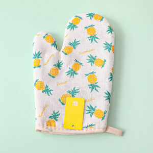 Cotton and linen pineapple heat insulation gloves - Image 1