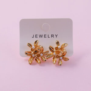 Petal Pearl Earrings - Image 1