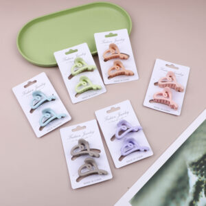 Rubber Color Small Claw Clip 2pcs-3 - Image 1