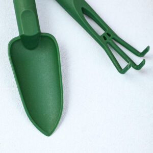 Garden shovel and target 2-piece set - Image 4