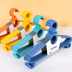 6081 Plastic Clothes Hanger 5pcs/handle - Image 1