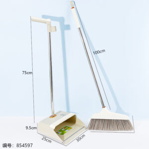 1005 Broom & Dustpan Set - Image 4
