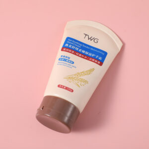 Oat Soothing Soft Moisturizing Hand Cream-0002 - Image 3