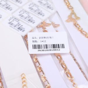 Random Mixed Style Golden Moderate Luxury Fashion Bracelet-7 - Image 4