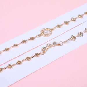 Random Mixed Style Golden Moderate Luxury Fashion Bracelet-11 - Image 2