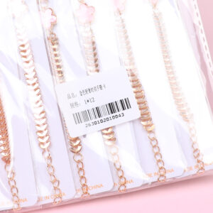 Random Mixed Style Golden Moderate Luxury Fashion Bracelet-8 - Image 4