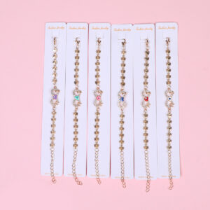 Random Mixed Style Golden Moderate Luxury Fashion Bracelet-2 - Image 1