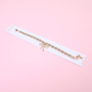 Random Mixed Style Golden Moderate Luxury Fashion Bracelet-4 - Image 3