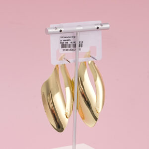 Gold Leaf Luxury Earrings – 3 - Image 3