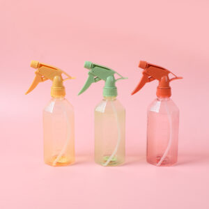 Graduated Spray Bottle 400ml-JC-83 - Image 1