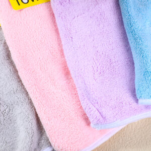 Coral velvet simple and elegant hemmed towel 30*16-8006 - Image 4