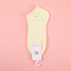 Solid Color Women's Mid-Calf Socks – V - Image 2