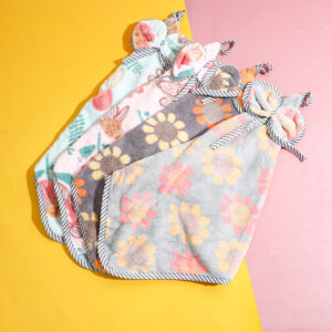 Printed bow hand towel 42*22 - Image 4