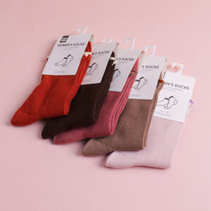 Lace Solid Color Women's Mid-Calf Socks - Image 2