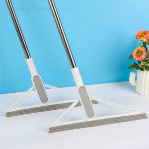 A005 Floor scraper broom - Image 1