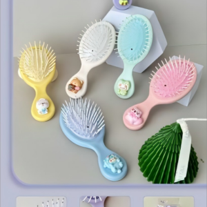 Cartoon Oval Cushion Brush - Image 1