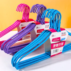 716B Hookless Hanger - Image 1