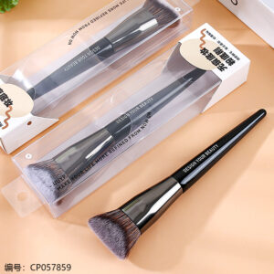 B064 High Quality Foundation Makeup Brush - Image 2