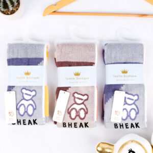 Bear triangle towel-874 - Image 1