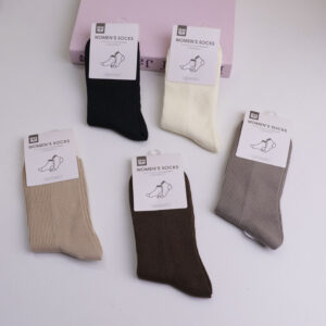 Fine-Ribbed Long-Staple Cotton Women’s Mid-Calf Socks - Image 1