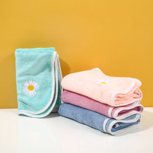 Young style daisy inwrought towel - Image 3