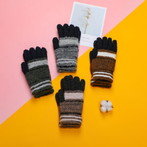 Men's purl jacquard five-finger gloves - Image 3