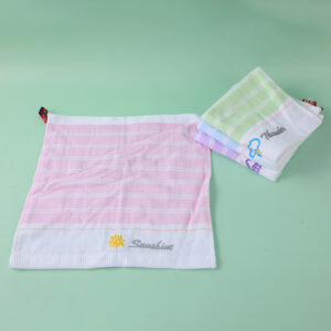 Weather square towel 25*25-1004 - Image 3