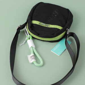 English vertical crossbody bag with zipper-black - Image 3