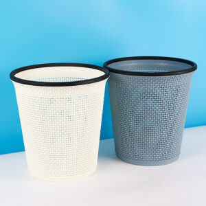 8891 or 6891 Trash Can - Image 1
