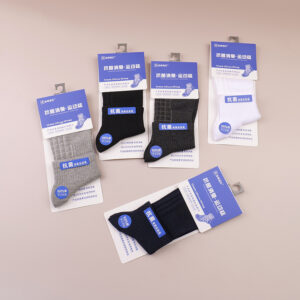 Men's foot massage fishnet socks - Image 1