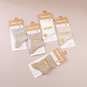 Female foot massage socks - Image 1