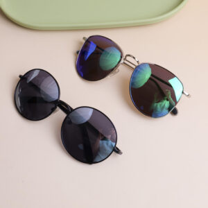 Unisex Fashion Sunglasses - 9 - Image 1